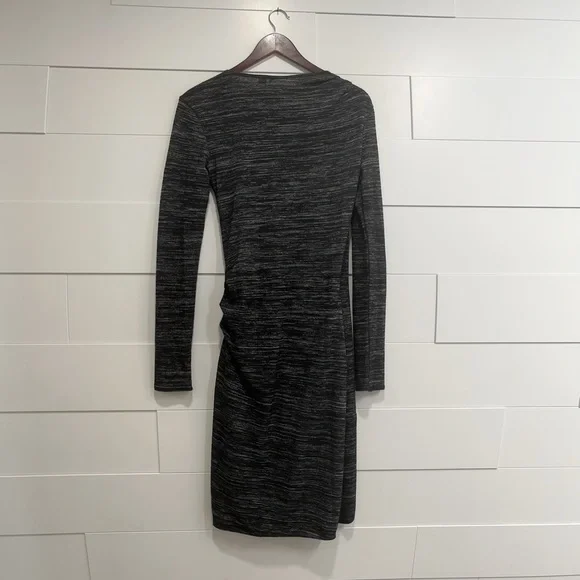 Dress - Picture 6 of 6